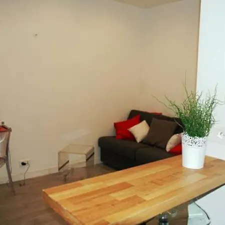 Apartment Lovely In